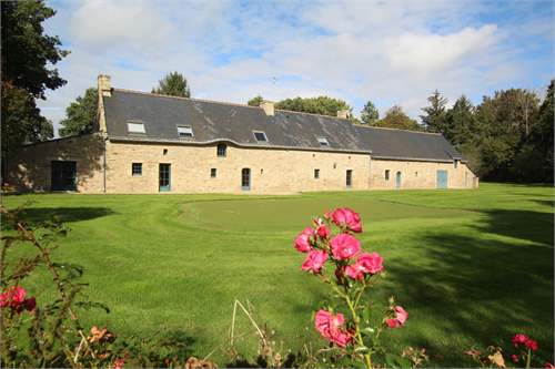 # 39662495 - £1,286,809 - 6 Bed , Crach, Brittany, France