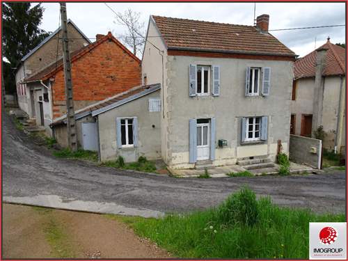 # 40040593 - £41,143 - 4 Bed , Allier, Auvergne, France