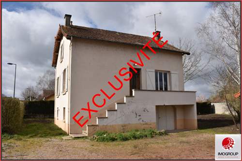 # 40079456 - £76,158 - 5 Bed , Allier, Auvergne, France