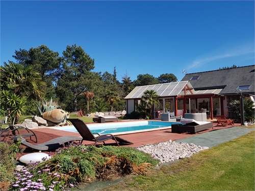 # 40443401 - £591,757 - 4 Bed , Cotes-dArmor, Brittany, France