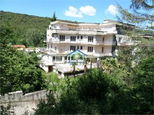 # 40819433 - £528,029 - 39 Bed , Pyrenees-Orientales, Languedoc-Roussillon, France