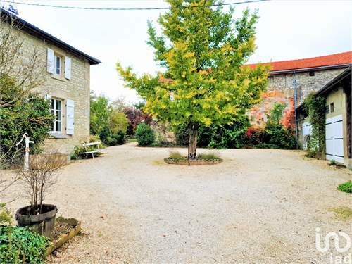 # 41384448 - £210,091 - 4 Bed , Haute-Marne, Champagne-Ardenne, France