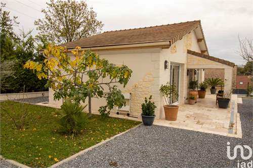 # 41410472 - £607,514 - 3 Bed , Val-dOise, Ile-de-France, France