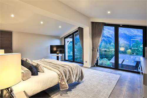 # 41426422 - £2,013,374 - 5 Bed , Chamonix-Mont-Blanc, Haute-Savoie, Rhone-Alpes, France