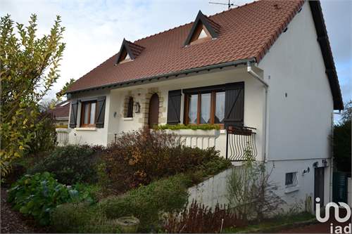 # 41549800 - £261,739 - 3 Bed , Oise, Picardy, France