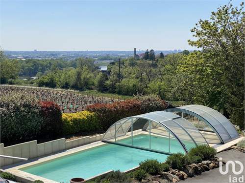 # 41550348 - £726,565 - 5 Bed , Indre-et-Loire, Centre, France