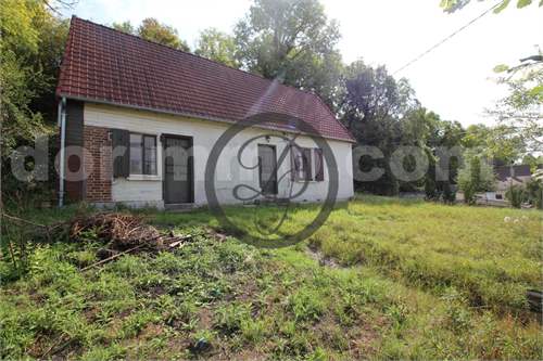 # 41565364 - £62,152 - 2 Bed , Oise, Picardy, France