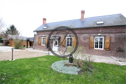 # 41565377 - £172,888 - 4 Bed , Oise, Picardy, France