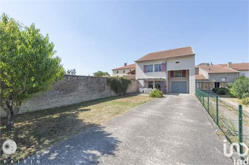 # 41568359 - £183,830 - 4 Bed , Moselle, Lorraine, France