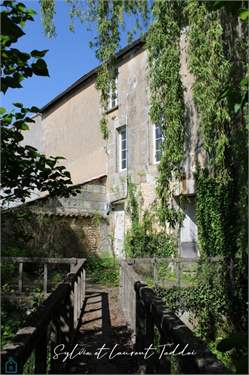 # 41646960 - £124,304 - , Charente, Poitou-Charentes, France
