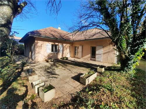 # 41698960 - £695,927 - 5 Bed , Ain, Rhone-Alpes, France