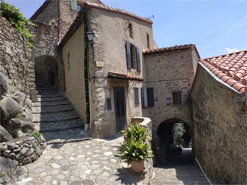 # 41699169 - £253,860 - 4 Bed , Pyrenees-Orientales, Languedoc-Roussillon, France