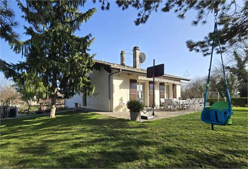 # 41705351 - £914,772 - 4 Bed , Ain, Rhone-Alpes, France