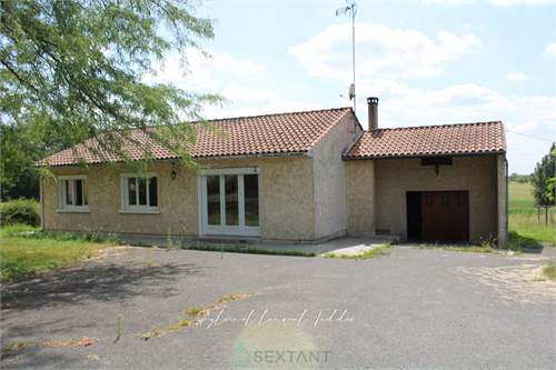 # 41706938 - £143,562 - 3 Bed , Charente-Maritime, Poitou-Charentes, France