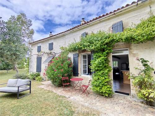 # 41707608 - £391,470 - 6 Bed , Charente-Maritime, Poitou-Charentes, France