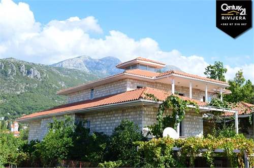 # 22726040 - £393,921 - 6 Bed Townhouse, Herceg-Novi, Montenegro
