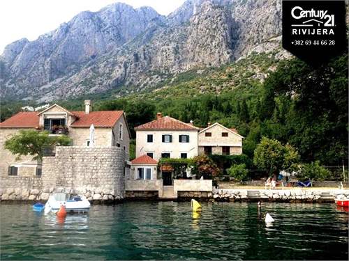 # 23975040 - £831,611 - 4 Bed Villa, Donji Orahovac, Montenegro