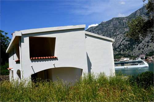 # 24216115 - £416,681 - 5 Bed Townhouse, Muo, Montenegro