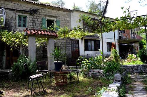 # 24553418 - £551,489 - 6 Bed Townhouse, Prcanj, Montenegro