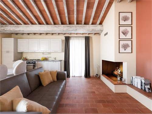 # 23242413 - £240,730 - 2 Bed Apartment, Tuscany, Italy