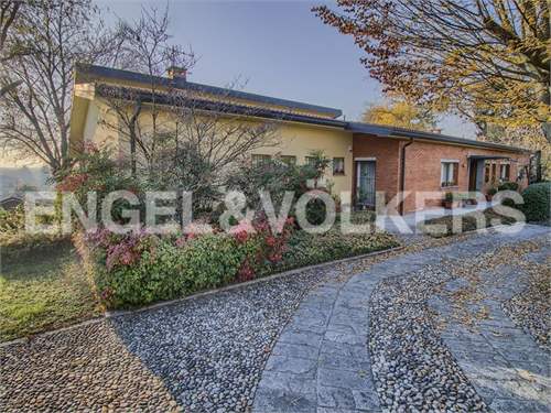 # 41607839 - £866,626 - , Tradate, Varese, Lombardy, Italy