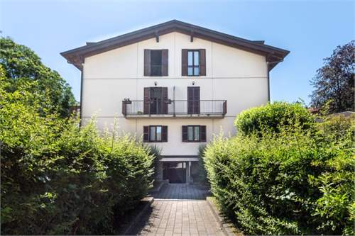 # 41648619 - £206,529 - 4 Bed , Malnate, Varese, Lombardy, Italy