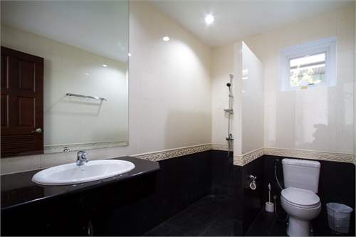 # 4462627 - £232,487 - 4 Bed House, Ao Chalong, Phuket, Thailand