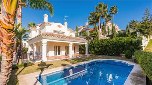 # 32260661 - £765,958 - 4 Bed Villa, Malaga, Andalucia, Spain