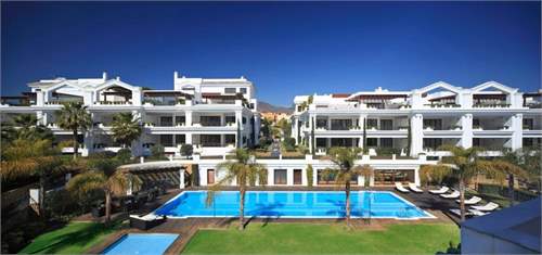 # 33021632 - £787,842 - 2 Bed Villa, Estepona, Malaga, Andalucia, Spain