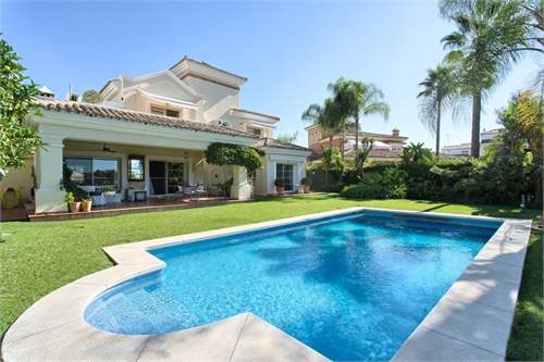 # 33777184 - £1,531,915 - 4 Bed Villa, Benahavis, Malaga, Andalucia, Spain