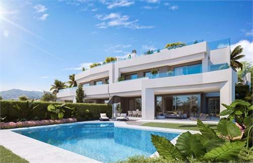# 38240165 - £980,426 - 4 Bed Villa, Los Monteros, Malaga, Andalucia, Spain