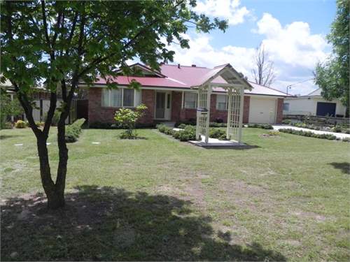 # 27719380 - £225,937 - 4 Bed Bungalow, Uralla, New South Wales, Australia