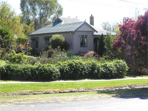 # 27719384 - £237,829 - 4 Bed Bungalow, Uralla, New South Wales, Australia