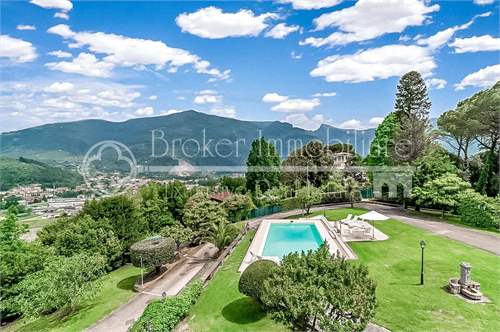 # 40025124 - £2,144,681 - 15 Bed , Camaiore, Lucca, Tuscany, Italy