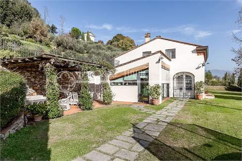 # 41635286 - £1,181,763 - 8 Bed , Lucca, Lucca, Tuscany, Italy