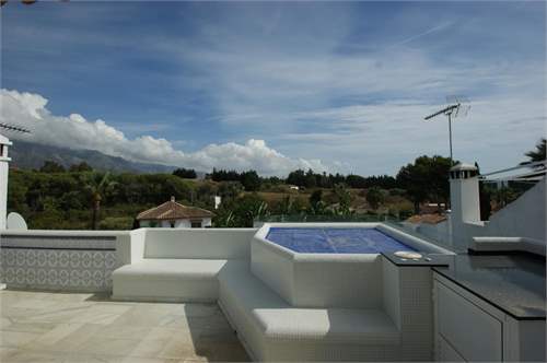 # 28313753 - £380,790 - 3 Bed Apartment, Marbella, Malaga, Andalucia, Spain