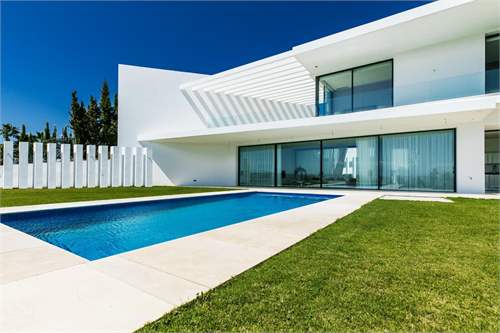 # 33552025 - £2,275,988 - 5 Bed Villa, El Paraiso, Malaga, Andalucia, Spain