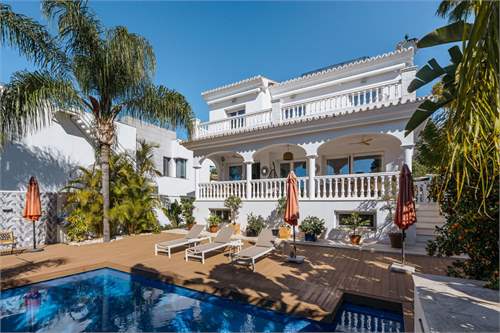 # 41703695 - £1,969,605 - 4 Bed , Marbella, Malaga, Andalucia, Spain