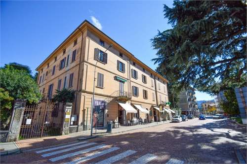 # 41648209 - £206,529 - 4 Bed , Varese, Lombardy, Italy