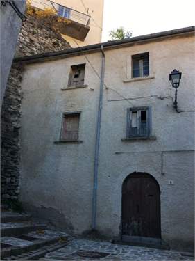 # 35000998 - £6,128 - 8 Bed House, Castelverrino, Isernia, Molise, Italy