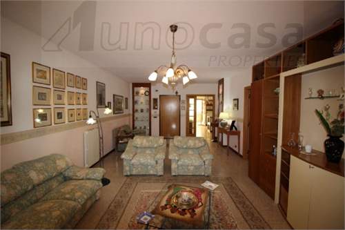 # 41649615 - £179,453 - 5 Bed , Ragusa, Ragusa, Sicily, Italy