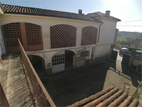 # 41650273 - £34,140 - 10 Bed , Moncalvo, Asti, Piedmont, Italy
