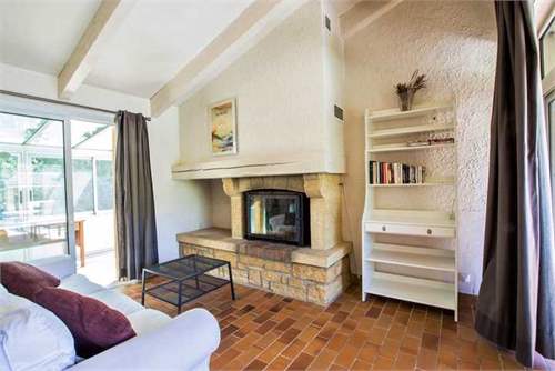 # 41221349 - £1,208,024 - 26 Bed , Nimes, Gard, Languedoc-Roussillon, France