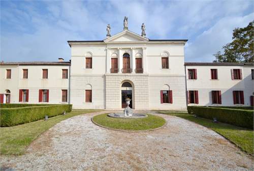 # 41609314 - £350,152 - 9 Bed , Montebelluna, Treviso, Veneto, Italy