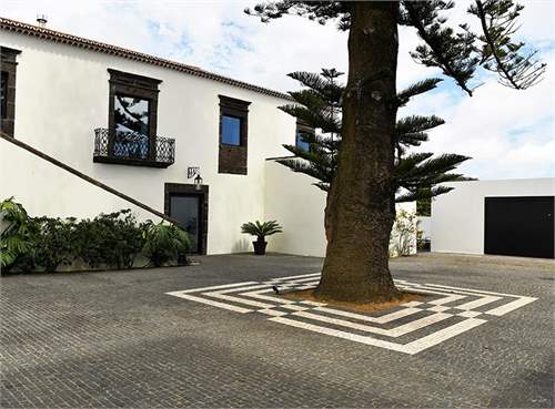 # 41646706 - £1,793,206 - 4 Bed House, Azores, Portugal