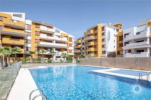 # 32366352 - £192,584 - 3 Bed Apartment, Punta Prima, Province of Alicante, Valencian Community, Spain