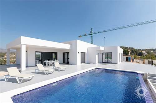 # 32366376 - £551,489 - 3 Bed Villa, Calp, Province of Alicante, Valencian Community, Spain
