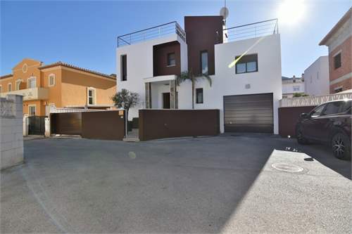 # 32366565 - £318,201 - 5 Bed Villa, Denia, Province of Alicante, Valencian Community, Spain