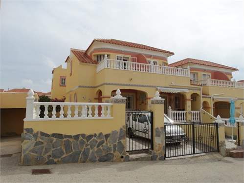 # 35900141 - £99,793 - 2 Bed Townhouse, Villamartin, Cadiz, Andalucia, Spain