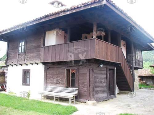 # 28160115 - £73,094 - 3 Bed House, Buynovtsi, Obshtina Elena, Veliko Turnovo, Bulgaria